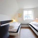 Beautiful Home In Blavand With Sauna Блаванн
