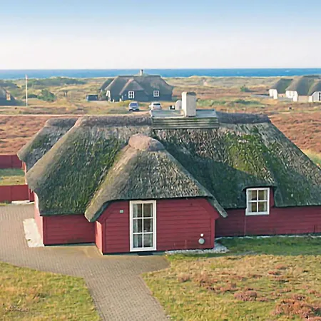 Дом отдыха Beautiful Home In Blavand With Sauna